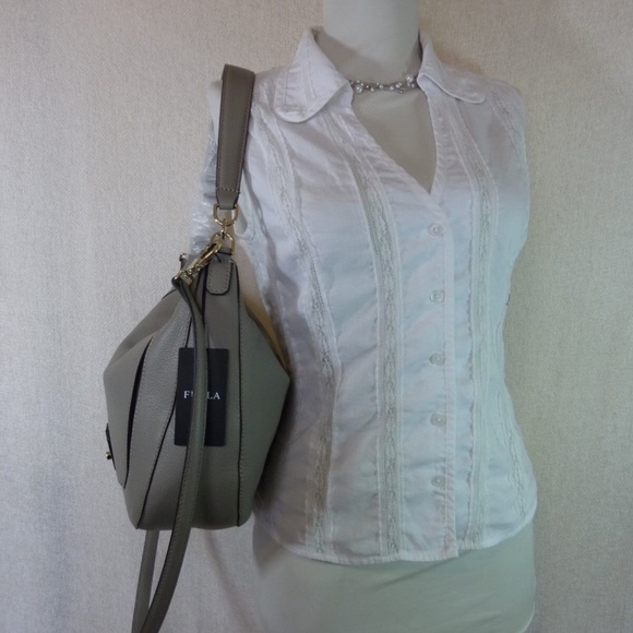 Furla Jo Sabbia Soft Gray Pebbled Leather Shoulder Bag/Crossbody Bag/Hobo Bag - Picture 4 of 12